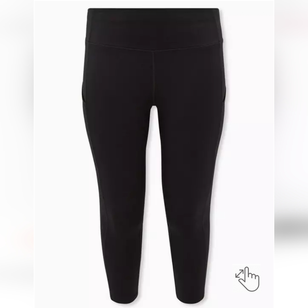 #097 Torrid 5 Performance Lite Crop Active Legging - image 8
